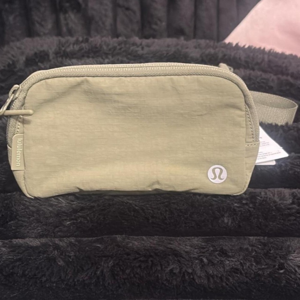Lululemon Belt Bag